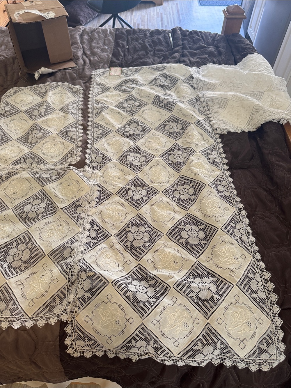 Cream Lace Crochet Bed Runner and Matching Placemat Set